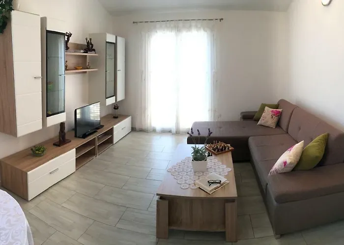 Apartament Marica *